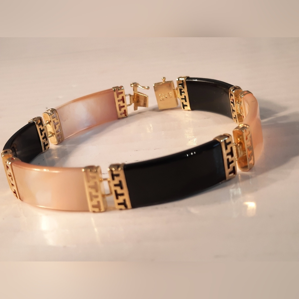 14 K  Solid Gold Bracelet With Stones Mother Of Pearls And Black Onix